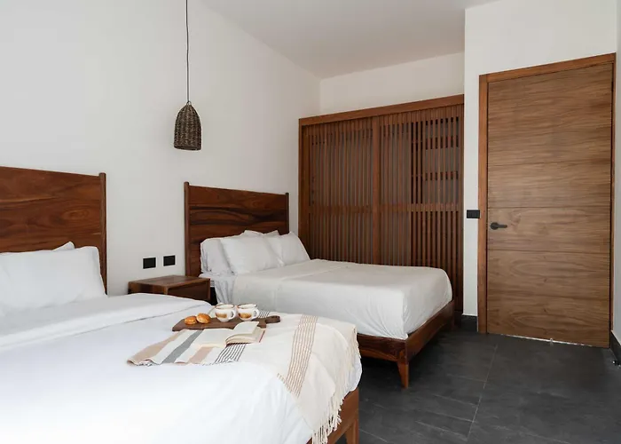 Villa Asana Leaf