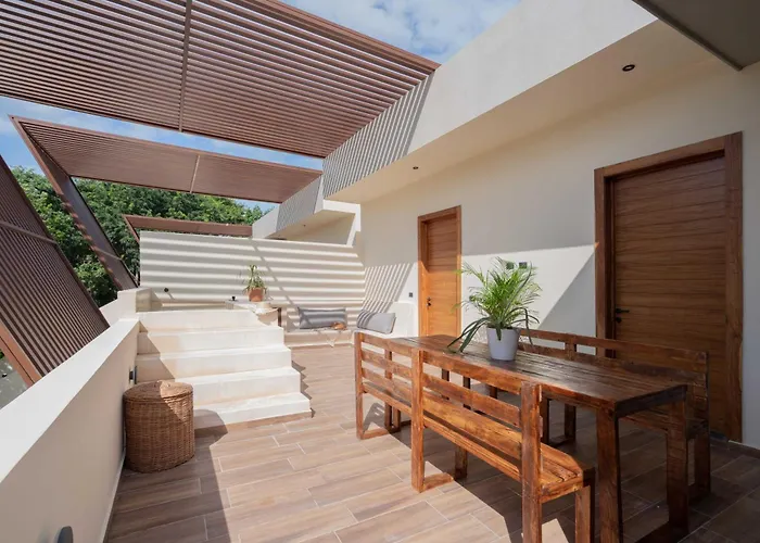 Asana Leaf Tulum