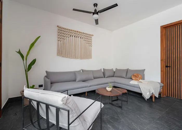 Villa Asana Leaf *