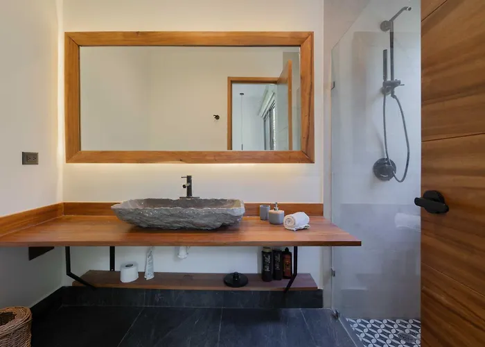 Villa Asana Leaf *