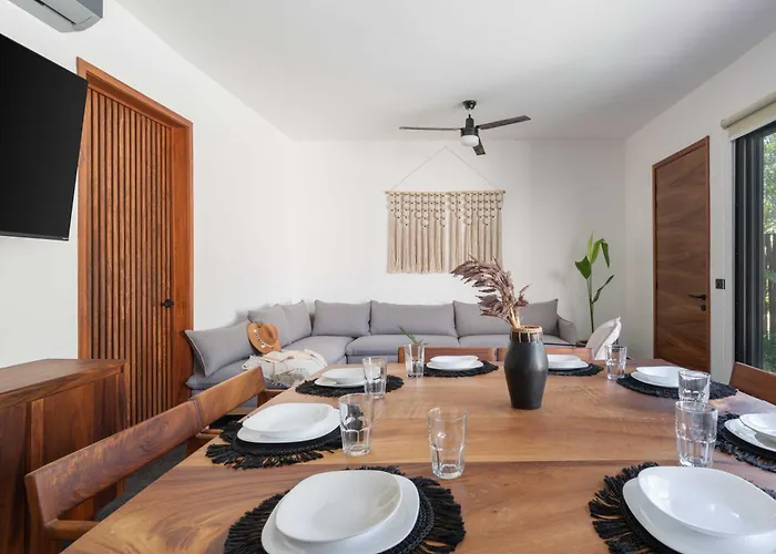 Asana Leaf Villa Tulum
